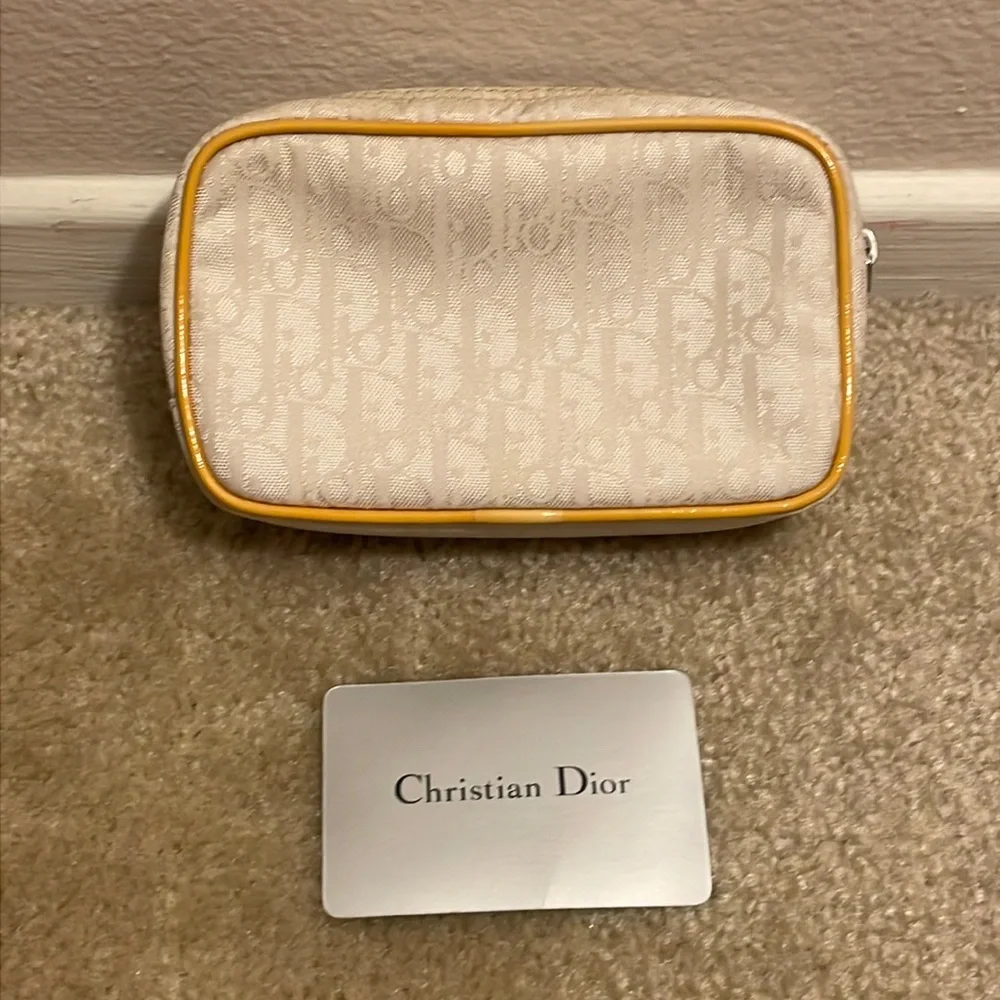 CHRISTIAN DIOR ZIPPY POUCH